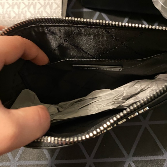 No longer available- Michael Kors kimberly 3 in one bag - Picture 7 of 16